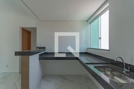 Apartamento à venda com 110m², 2 quartos e 2 vagasCozinha 