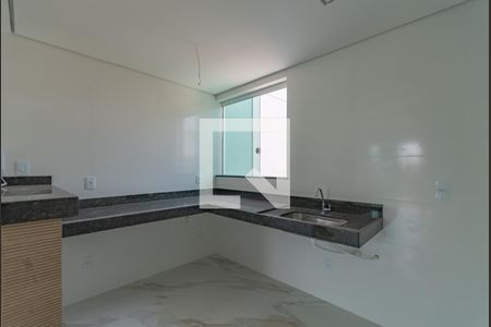 Apartamento à venda com 110m², 2 quartos e 2 vagasCozinha 