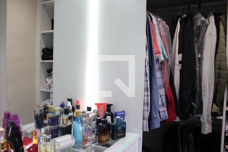 Apartamento à venda com 57m², 2 quartos e 1 vagaCloset da suíte 