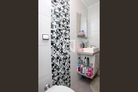 Apartamento para alugar com 71m², 2 quartos e sem vagaBanheiro