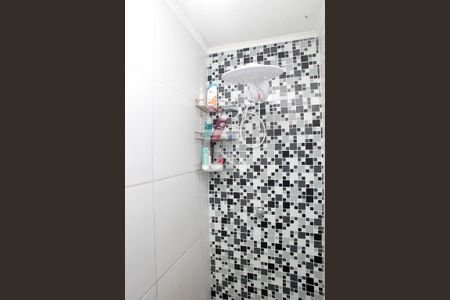 Apartamento para alugar com 71m², 2 quartos e sem vagaBanheiro