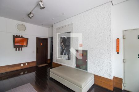 Apartamento para alugar com 76m², 1 quarto e 1 vagaHall social