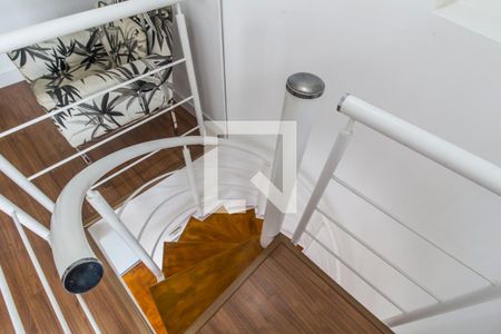 Apartamento para alugar com 76m², 1 quarto e 1 vagaEscada