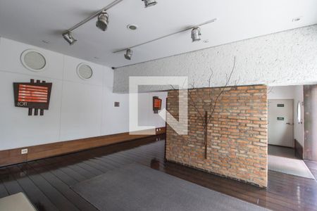 Apartamento para alugar com 76m², 1 quarto e 1 vagaHall social