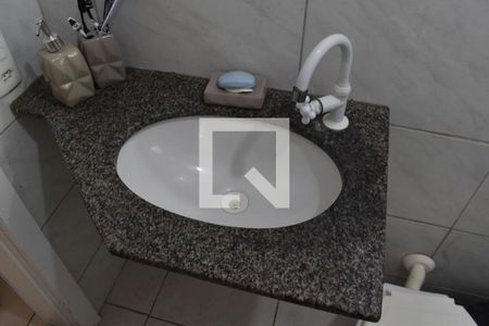 Casa para alugar com 150m², 3 quartos e 2 vagasBanheiro 2