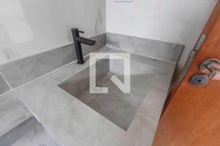 Casa de condomínio para alugar com 72m², 3 quartos e 1 vagaBanheiro da Suíte 