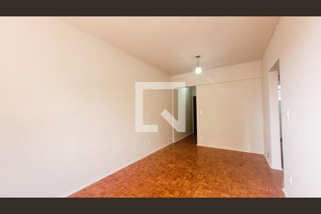 Sala de apartamento para alugar com 1 quarto, 77m² em Bosque, Campinas