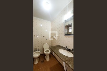 Banheiro de apartamento para alugar com 1 quarto, 77m² em Bosque, Campinas