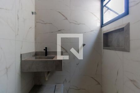 Casa de condomínio para alugar com 72m², 3 quartos e 1 vaga Casa de condomínio para alugar com 72m², 3 quartos e 1 vagaBanheiro 3