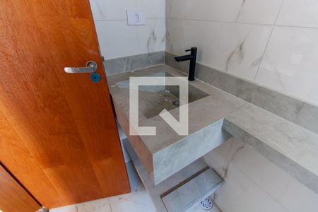 Casa de condomínio para alugar com 72m², 3 quartos e 1 vaga Casa de condomínio para alugar com 72m², 3 quartos e 1 vagaBanheiro da Suíte