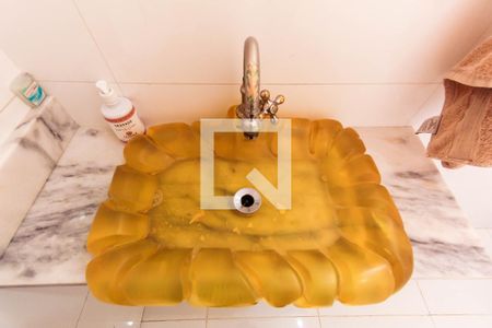 Casa à venda com 349m², 4 quartos e 2 vagasLavabo