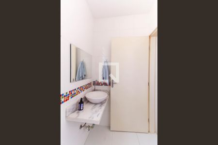 Casa à venda com 349m², 4 quartos e 2 vagasBanheiro da Suíte 1