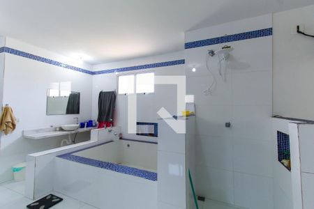 Casa à venda com 349m², 4 quartos e 2 vagasBanheiro da Suíte 3