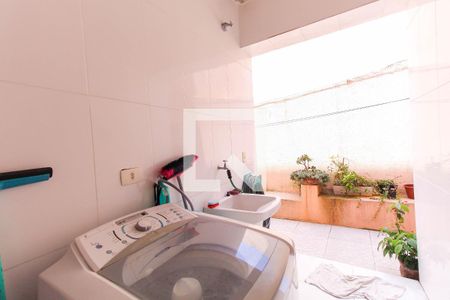 Casa à venda com 349m², 4 quartos e 2 vagasÁrea de Serviço