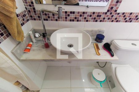 Casa à venda com 349m², 4 quartos e 2 vagasBanheiro da Suíte 2