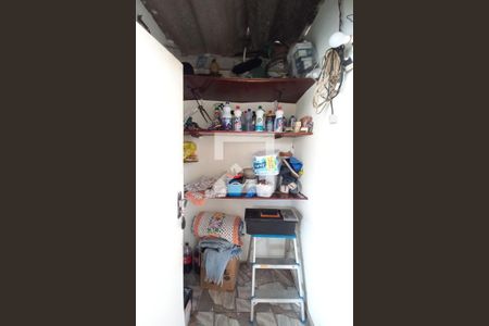 Casa à venda com 309m², 2 quartos e 1 vagaDespensa 