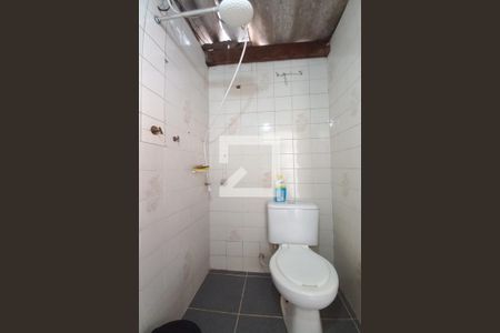 Casa à venda com 309m², 2 quartos e 1 vagaBanheiro de Serviço 