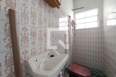 Casa à venda com 309m², 2 quartos e 1 vagaBanheiro de Serviço