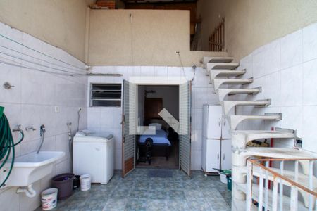 Casa à venda com 185m², 4 quartos e 1 vagaÁrea de Serviço