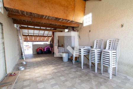 Casa à venda com 185m², 4 quartos e 1 vagaÁrea de lazer