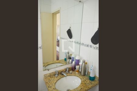 Casa à venda com 147m², 3 quartos e 4 vagasBanheiro da Suíte