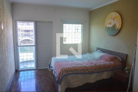 Casa à venda com 147m², 3 quartos e 4 vagasSuíte