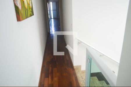 Casa à venda com 147m², 3 quartos e 4 vagasCorredor