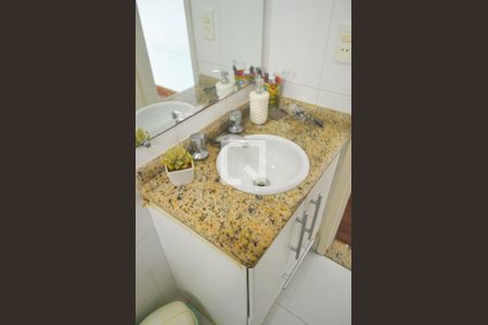 Casa à venda com 147m², 3 quartos e 4 vagasBanheiro Social