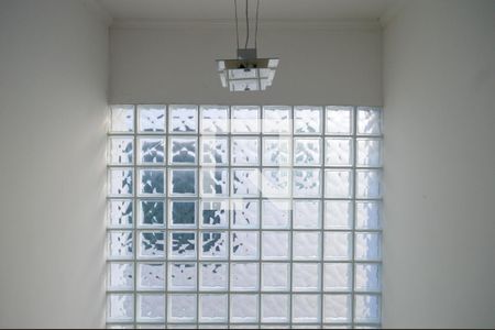 Casa à venda com 147m², 3 quartos e 4 vagasEscada