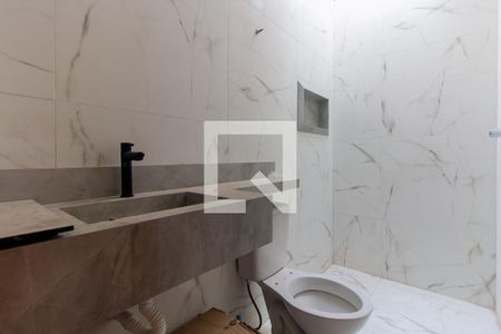 Apartamento para alugar com 69m², 2 quartos e 1 vaga Apartamento para alugar com 69m², 2 quartos e 1 vagaBanheiro da Suíte 1