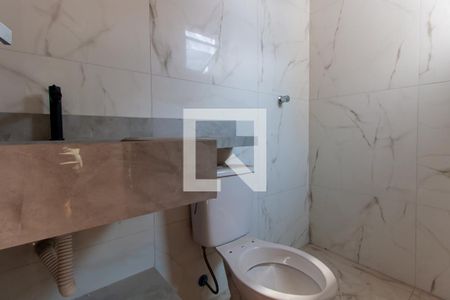 Apartamento para alugar com 69m², 2 quartos e 1 vaga Apartamento para alugar com 69m², 2 quartos e 1 vagaBanheiro da Suíte 2