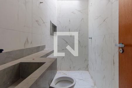 Apartamento para alugar com 69m², 2 quartos e 1 vaga Apartamento para alugar com 69m², 2 quartos e 1 vagaBanheiro da Suíte 1