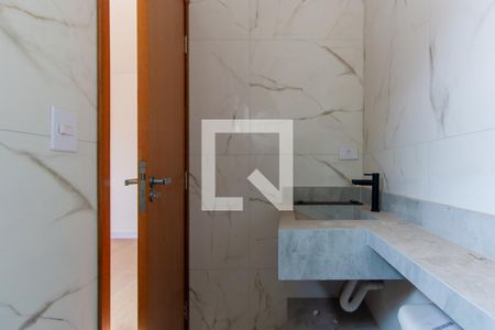 Apartamento para alugar com 69m², 2 quartos e 1 vaga Apartamento para alugar com 69m², 2 quartos e 1 vagaBanheiro da Suíte 2