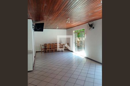 Apartamento para alugar com 50m², 2 quartos e 1 vagaÁrea comum - Salão de festas