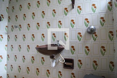 Apartamento para alugar com 112m², 3 quartos e sem vaga Apartamento para alugar com 112m², 3 quartos e sem vagaBanheiro de serviço