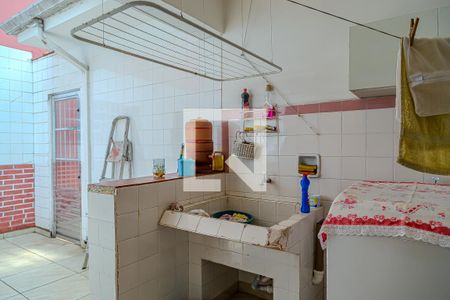 Casa à venda com 168m², 3 quartos e 5 vagas Casa à venda com 168m², 3 quartos e 5 vagasÁrea de Serviço