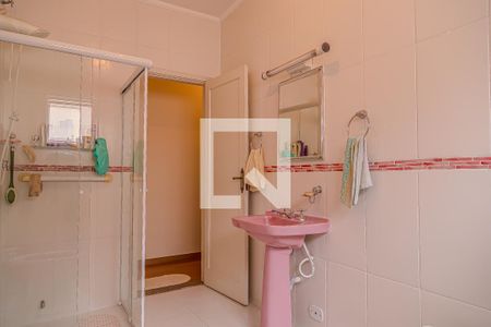 Casa à venda com 168m², 3 quartos e 5 vagas Casa à venda com 168m², 3 quartos e 5 vagasBanheiro