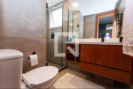 Apartamento à venda com 123m², 2 quartos e 2 vagasBanheiro do quarto 2 Suíte