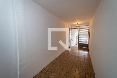 Casa à venda com 100m², 2 quartos e 2 vagas Casa à venda com 100m², 2 quartos e 2 vagasEntrada