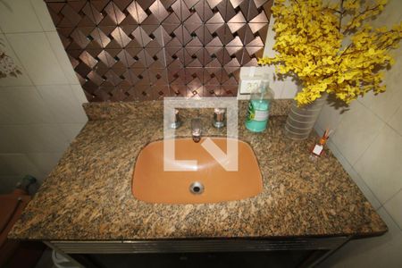 Casa à venda com 250m², 3 quartos e 4 vagasBanheiro 1