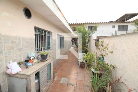 Casa à venda com 250m², 3 quartos e 4 vagasÁrea de Serviço
