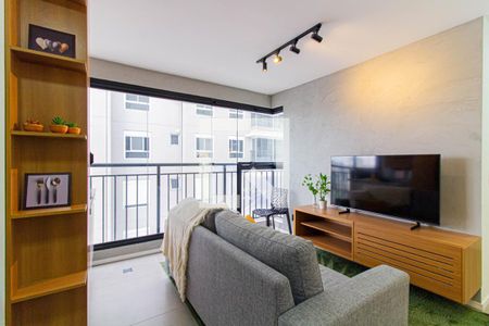 Sala / Cozinha de apartamento à venda com 2 quartos, 42m² em Barra Funda, São Paulo