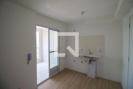 Cozinha de apartamento à venda com 2 quartos, 31m² em Vila Curuçá, São Paulo