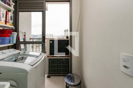 Apartamento à venda com 71m², 3 quartos e 1 vagaÁrea de Serviço