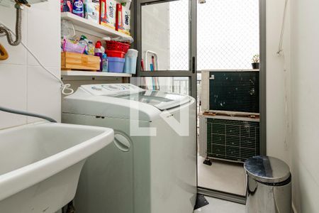 Apartamento à venda com 71m², 3 quartos e 1 vagaÁrea de Serviço