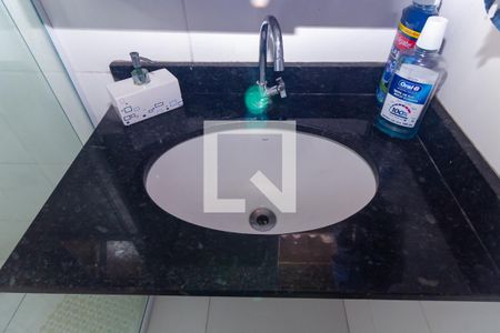 Casa de condomínio à venda com 86m², 2 quartos e 2 vagasBanheiro da Suíte 2