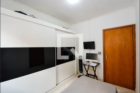 Casa à venda com 183m², 3 quartos e 3 vagas Casa à venda com 183m², 3 quartos e 3 vagasSuíte 2