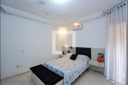 Casa à venda com 183m², 3 quartos e 3 vagas Casa à venda com 183m², 3 quartos e 3 vagasSuíte 1