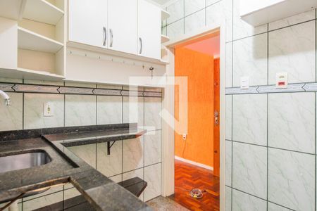 Apartamento à venda com 55m², 2 quartos e 1 vaga Apartamento à venda com 55m², 2 quartos e 1 vagaCozinha e Área de Serviço