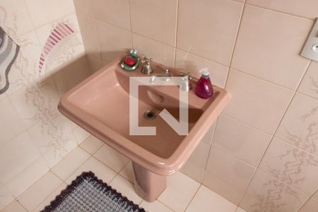 Casa à venda com 288m², 3 quartos e 2 vagasBANHEIRO DA SUITE